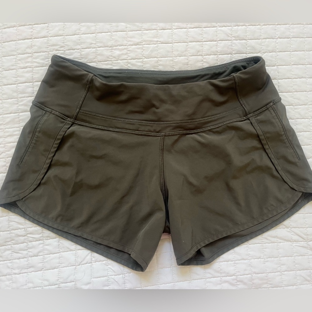 Lululemon Women Run Times Shorts Solid Olive size 4